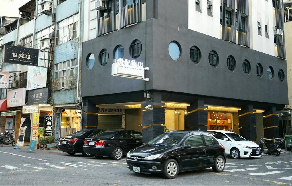 Century Hotel Kaohsiung Exterior photo